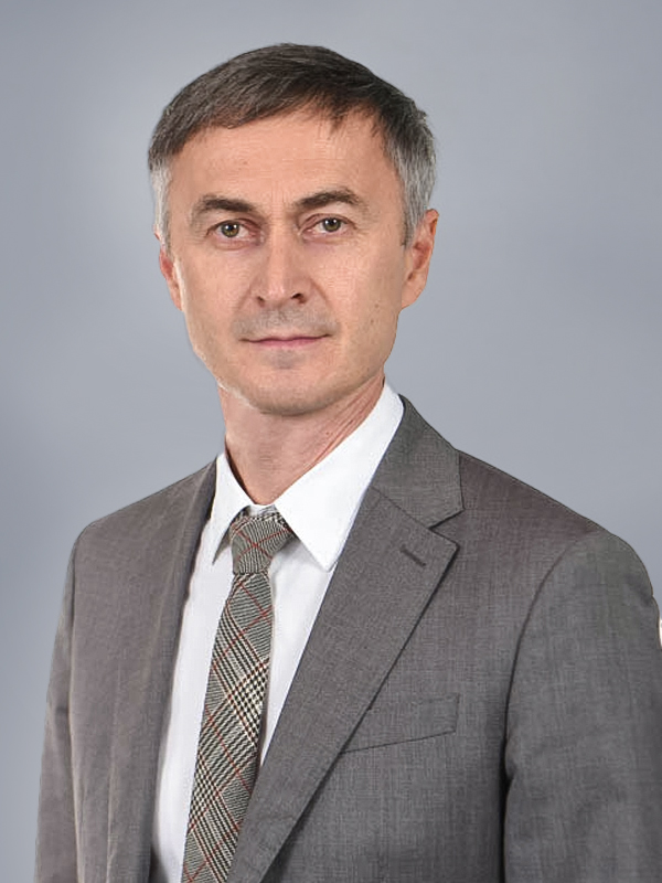 Хрушков Андрей Владимирович.