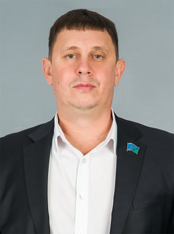 Самохвалов Роман Эдуардович.